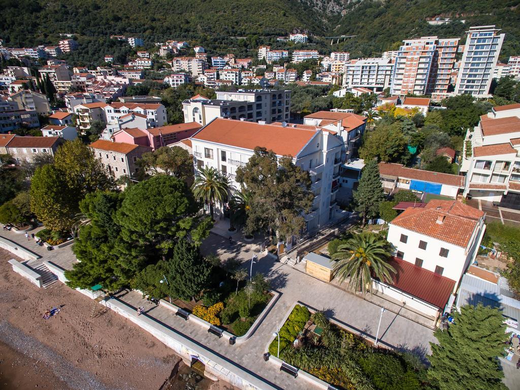 De Lux Apartments Petrovac ภายนอก รูปภาพ